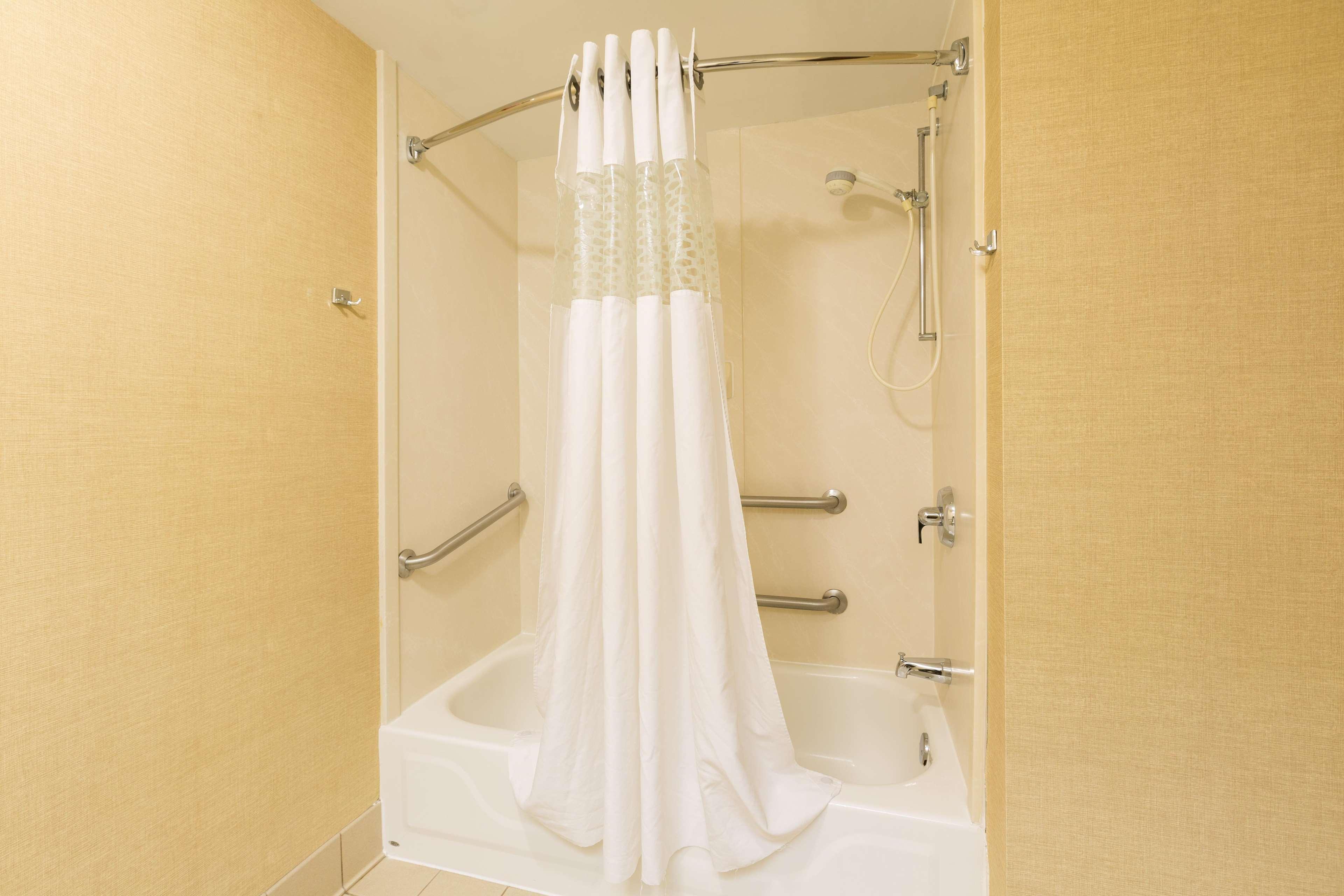 Hampton Inn Sidney Kültér fotó