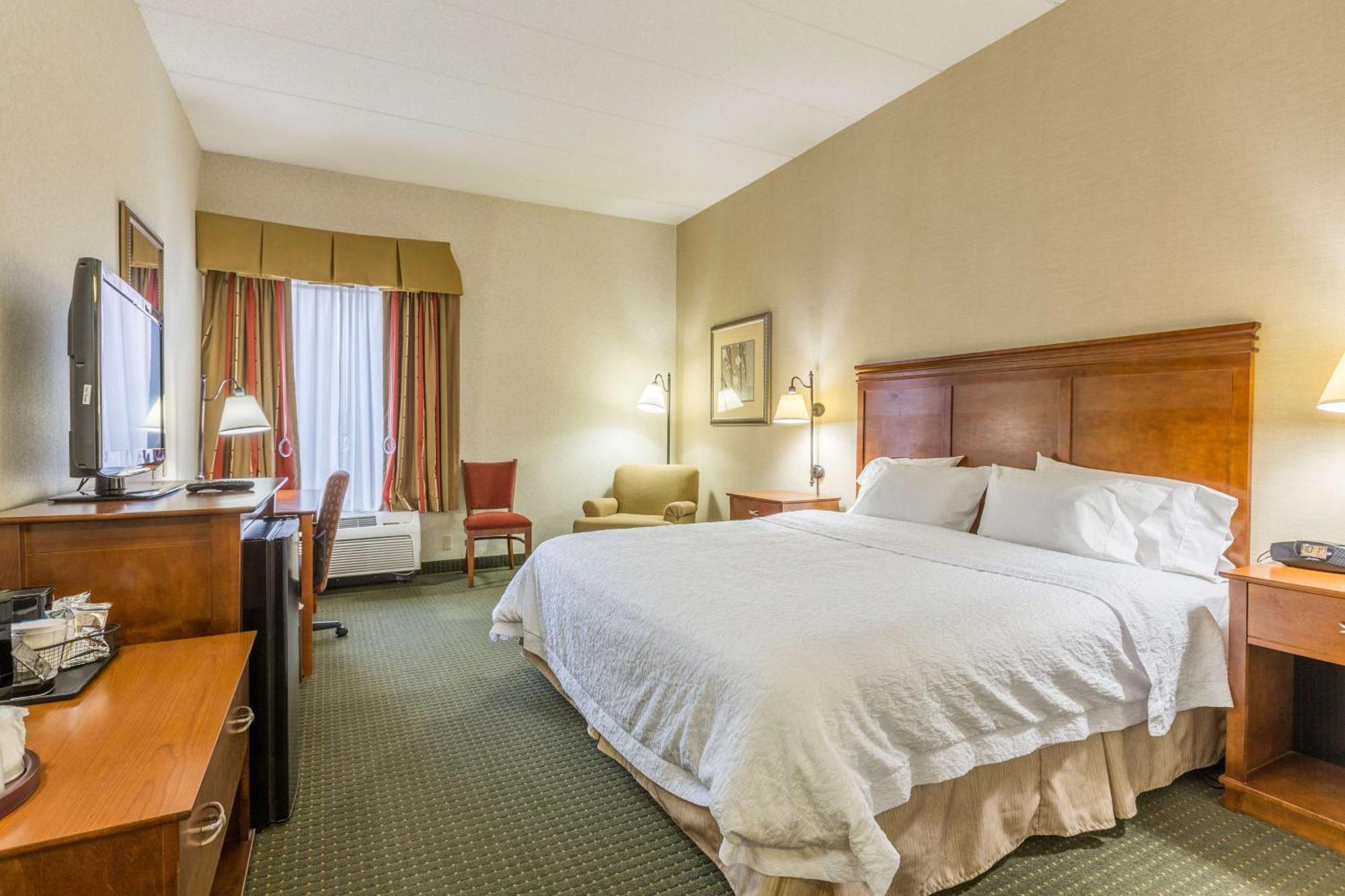 Hampton Inn Sidney Kültér fotó